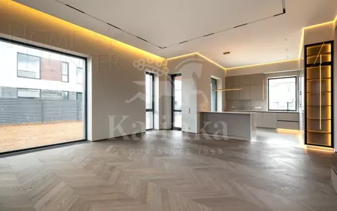 2-этажный коттедж 372 м² с отделкой