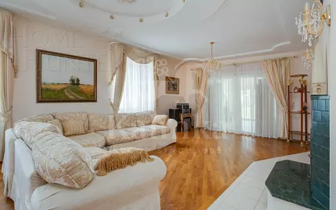 3-этажный коттедж 500 м² с отделкой