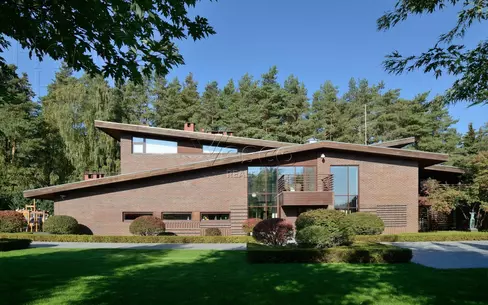 2-этажный коттедж 1 254 м² с отделкой