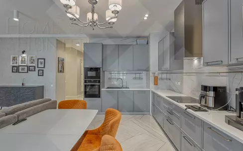 3-КОМН. КВАРТИРА С ОТДЕЛКОЙ 88 М² НА 13 ЭТАЖЕ