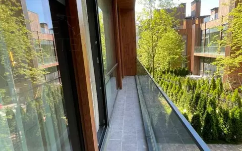3-этажный таунхаус 240 м² с отделкой