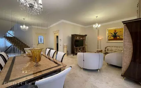 2-этажный таунхаус 350 м² с отделкой