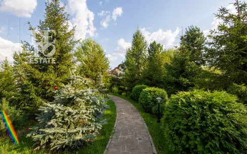 2-этажный коттедж 355 м² с отделкой