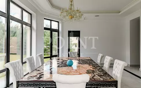 2-этажный коттедж 600 м² с отделкой