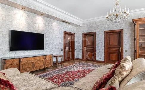 2-КОМН. КВАРТИРА С ОТДЕЛКОЙ 125.4 М² НА 8 ЭТАЖЕ