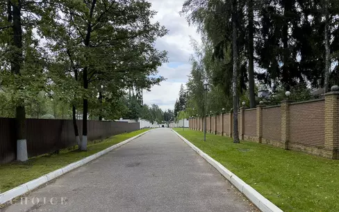 Участок 62.2 сот. в охраняемом поселке