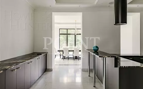 2-этажный коттедж 600 м² с отделкой