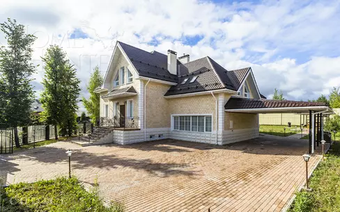 2-этажный коттедж 402 м² с отделкой