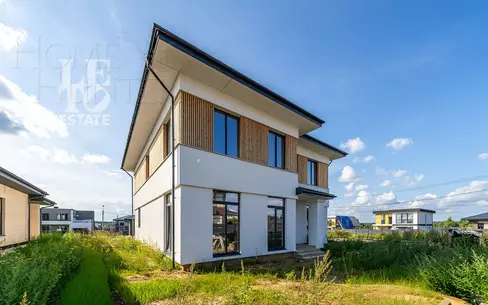 2-этажный коттедж 251 м² без отделки