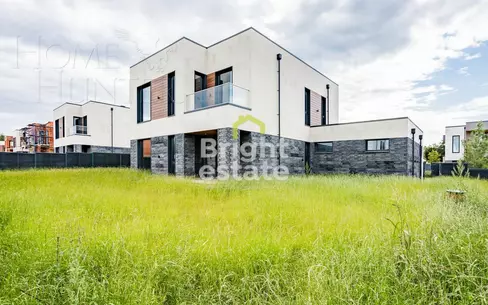 2-этажный коттедж 352.1 м² без отделки