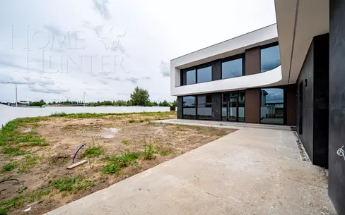 2-этажный коттедж 550 м² без отделки