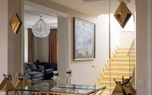 2-этажный коттедж 400 м² с отделкой