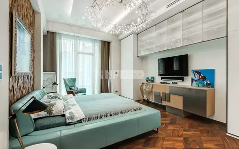 3-КОМН. КВАРТИРА С ОТДЕЛКОЙ 175 М² НА 9 ЭТАЖЕ