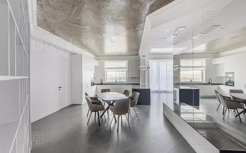 5-КОМН. КВАРТИРА С ОТДЕЛКОЙ 160.7 М² НА 33 ЭТАЖЕ