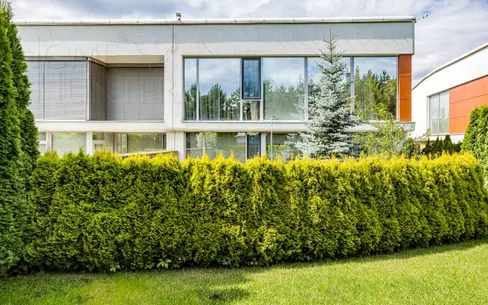 2-этажный таунхаус 390 м² с отделкой
