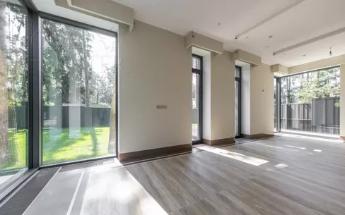 3-этажный коттедж 420 м² с отделкой