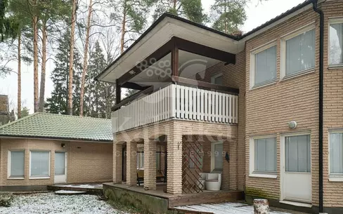 2-этажный коттедж 465 м² с отделкой