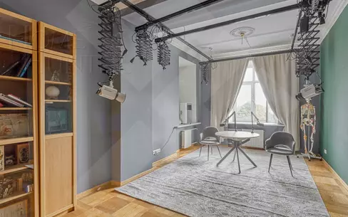 3-КОМН. КВАРТИРА С ОТДЕЛКОЙ 120 М² НА 4 ЭТАЖЕ