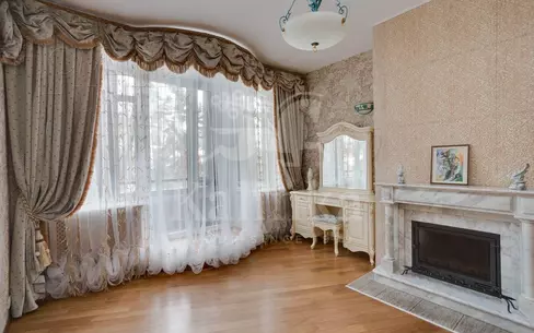 3-этажный коттедж 400 м² с отделкой
