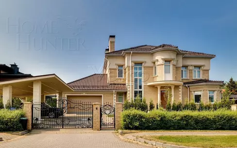 2-этажный коттедж 540 м² с отделкой