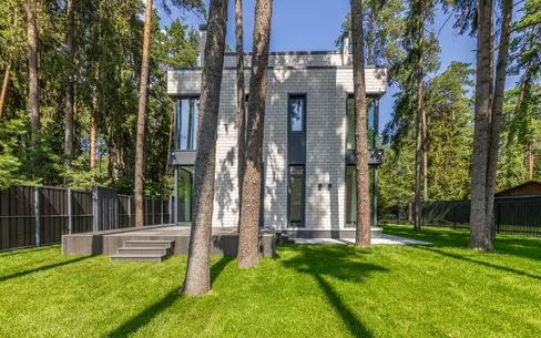 3-этажный коттедж 420 м² с отделкой