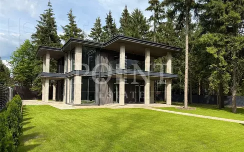 2-этажный коттедж 280 м² без отделки