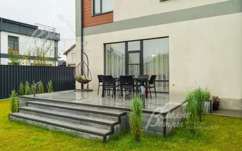 2-этажный коттедж 220 м² с отделкой
