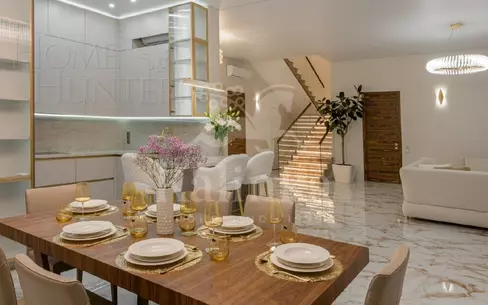 2-этажный коттедж 350 м² с отделкой