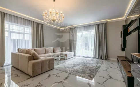 2-этажный коттедж 250 м² с отделкой
