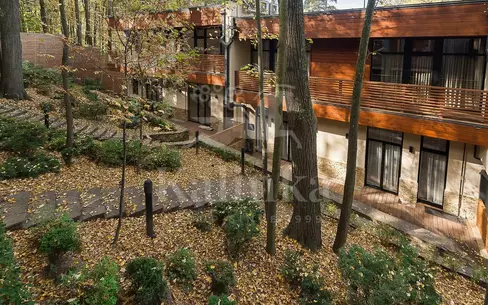 2-этажный таунхаус 350 м² с отделкой