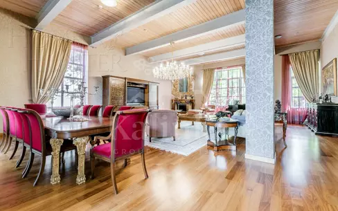 2-этажный коттедж 940 м² с отделкой