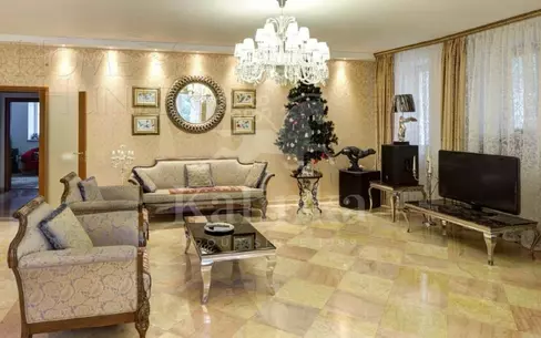 2-этажный коттедж 900 м² с отделкой