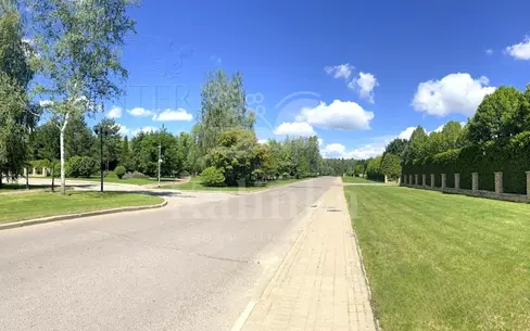 Участок 292.29 сот. в охраняемом поселке