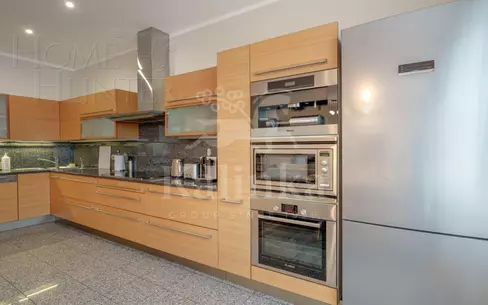 5-КОМН. КВАРТИРА С ОТДЕЛКОЙ 204.2 М² НА 3 ЭТАЖЕ