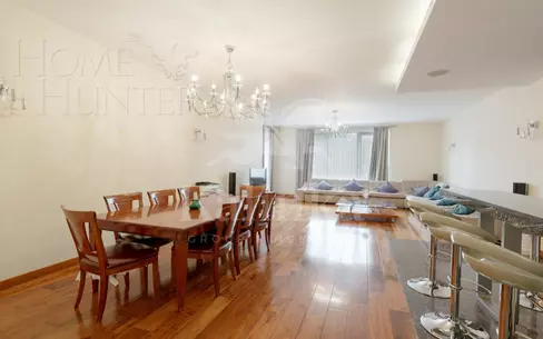 5-КОМН. КВАРТИРА С ОТДЕЛКОЙ 232.5 М² НА 3 ЭТАЖЕ