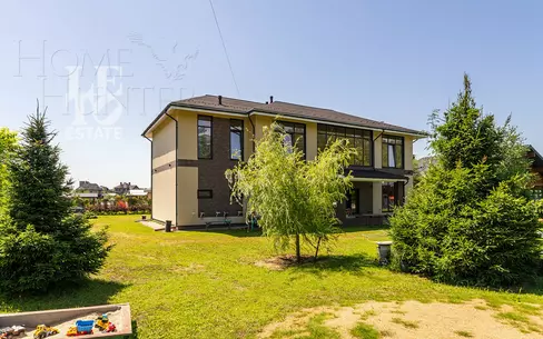 2-этажный коттедж 439 м² с отделкой