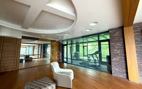 2-этажный коттедж 1 000 м² с отделкой