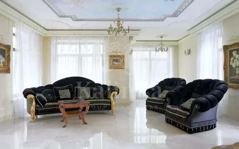 3-этажный коттедж 920 м² с отделкой