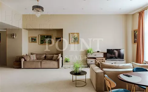 4-КОМН. КВАРТИРА С ОТДЕЛКОЙ 303 М² НА 3 ЭТАЖЕ