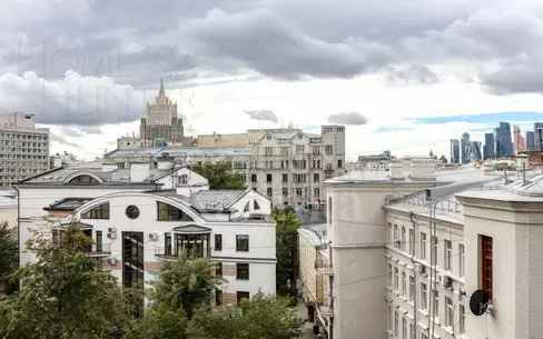 6-КОМН. КВАРТИРА С ОТДЕЛКОЙ 216.3 М² НА 6 ЭТАЖЕ