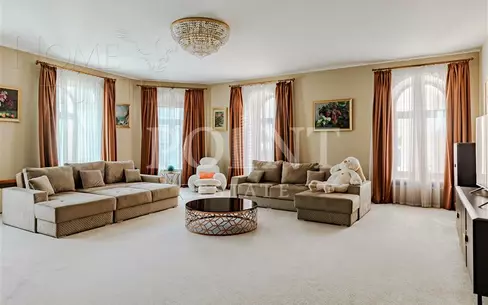 4-КОМН. КВАРТИРА С ОТДЕЛКОЙ 303 М² НА 3 ЭТАЖЕ
