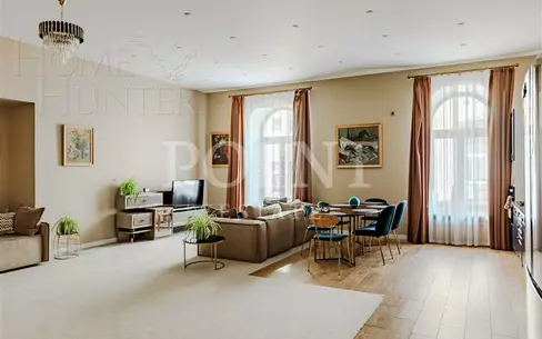 4-КОМН. КВАРТИРА С ОТДЕЛКОЙ 303 М² НА 3 ЭТАЖЕ