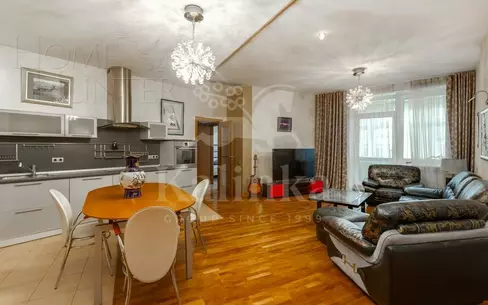 6-комн. кв., 349.3 м², 6/9 этаж