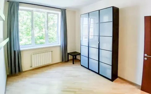 5-КОМН. КВАРТИРА С ОТДЕЛКОЙ 121 М² НА 4 ЭТАЖЕ