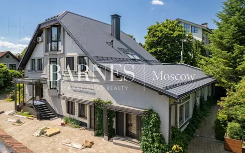 2-этажный коттедж 679 м² с отделкой