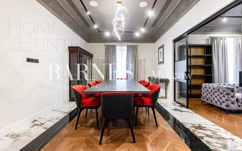 2-этажный коттедж 702 м² с отделкой