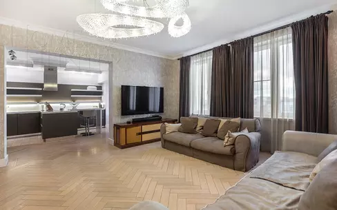4-КОМН. КВАРТИРА С ОТДЕЛКОЙ 154 М² НА 7 ЭТАЖЕ