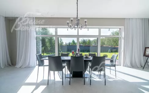 2-этажный коттедж 404.6 м² с отделкой
