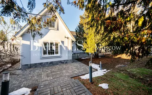 2-этажный коттедж 738 м² с отделкой