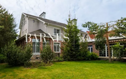 2-этажный коттедж 1 200 м² с отделкой